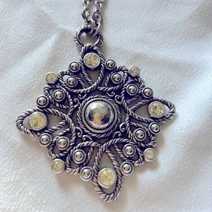 Brighton Necklace ⭐️⭐️